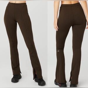 ALO 🟤High-Waist Pinstripe Zip It Flare Legging🟤